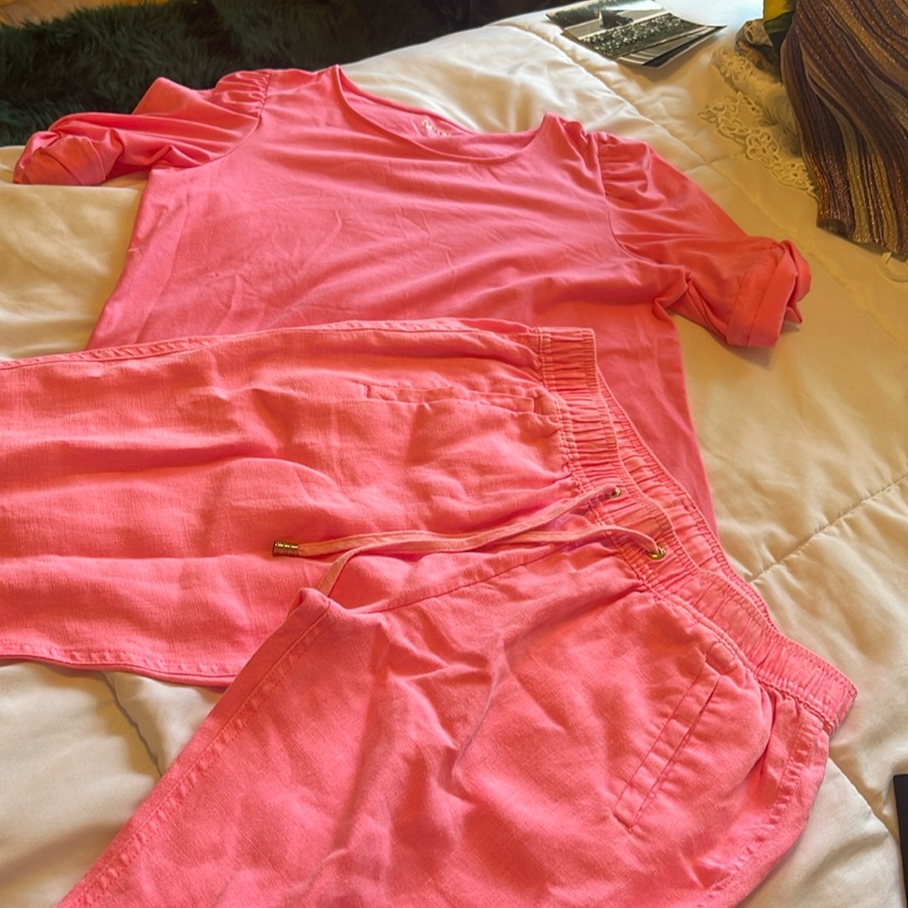 Lily Pulitzer set size S blouse and pants